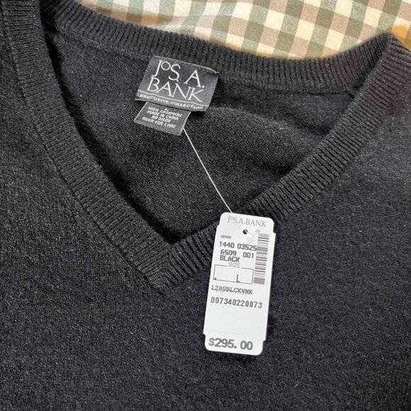 Jos. A. Bank 100% Cashmere Charcoal V-Neck Sweater, Men’s Size M (READ DETAILS) - Picture 14 of 14